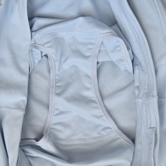 Lululemon speed up size 12 - Picture 4 of 11